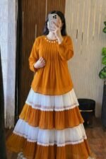 Trendy Ladies Tops and Skirt Set - Image 4